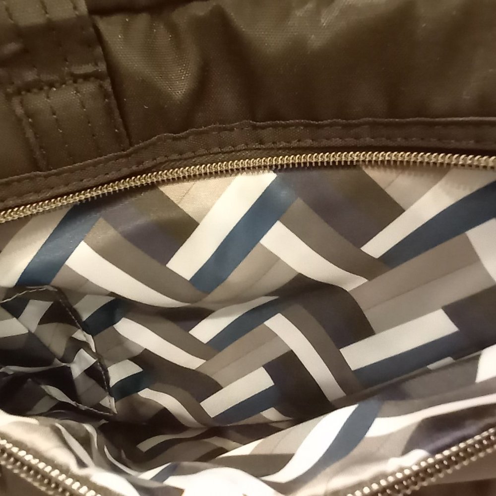 LUG Puddle Jumper Duffel Bag in Brushed Black New - Picture 6 of 14